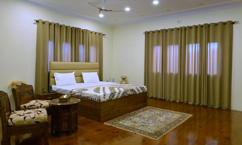 Taha Inn - image 11