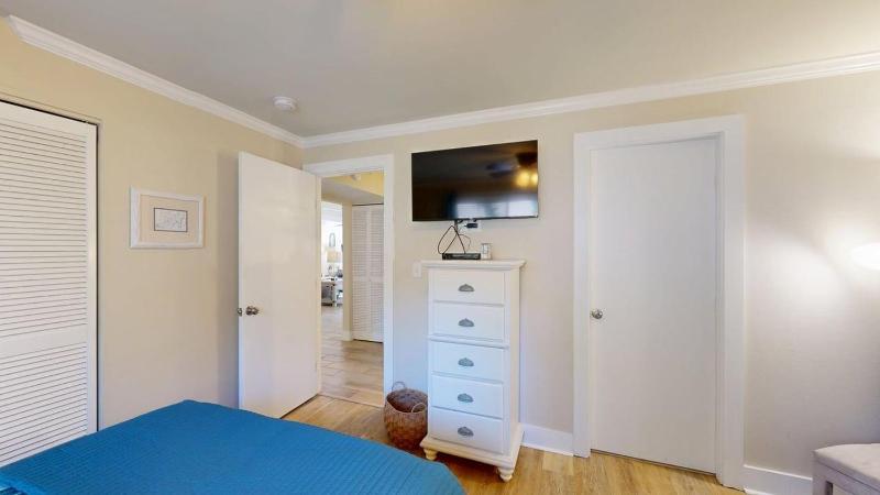 719 Queens Grant - image 11