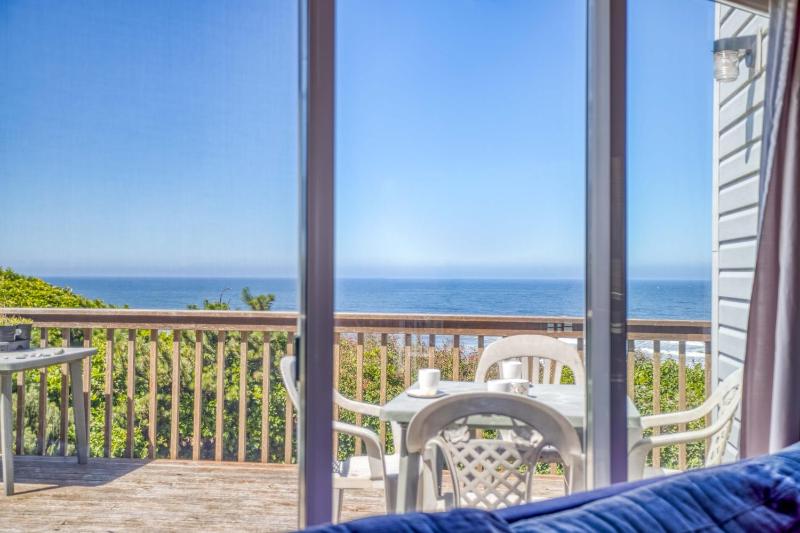 A Beachfront Fantasea - image 11