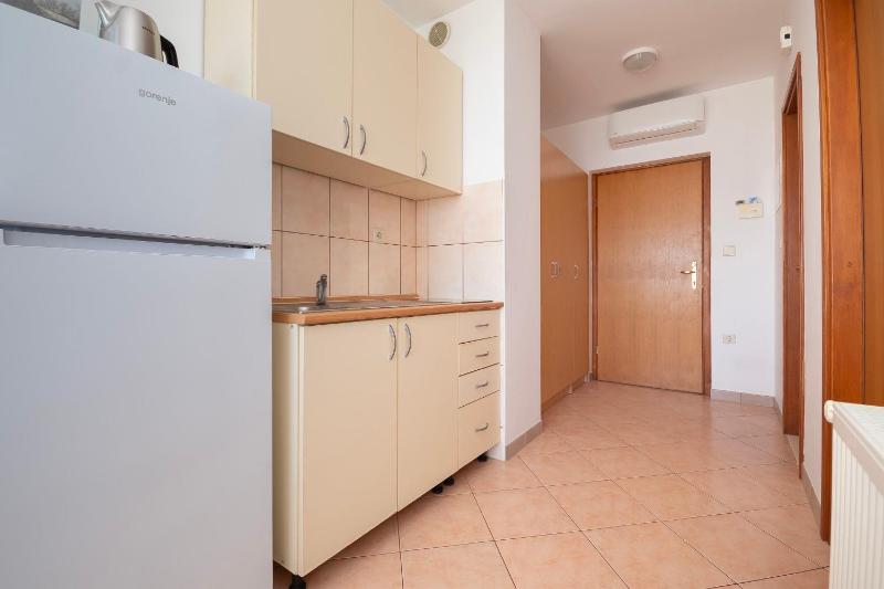 Apartments More - image 32
