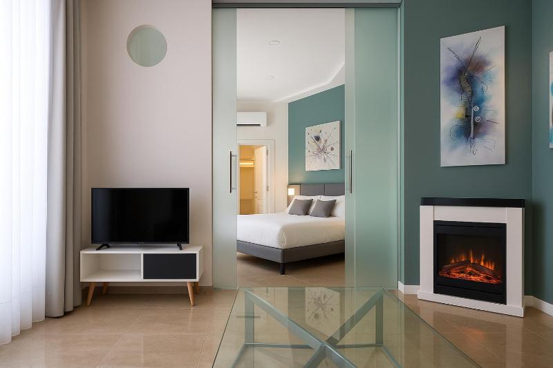 Suite with Balcony image 1