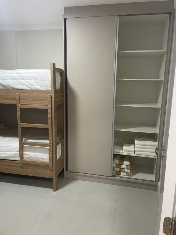 Beachfront Apartment in Guarujá - image 12