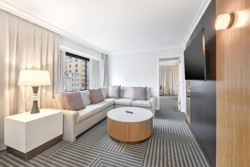 Capital Hilton - image 16