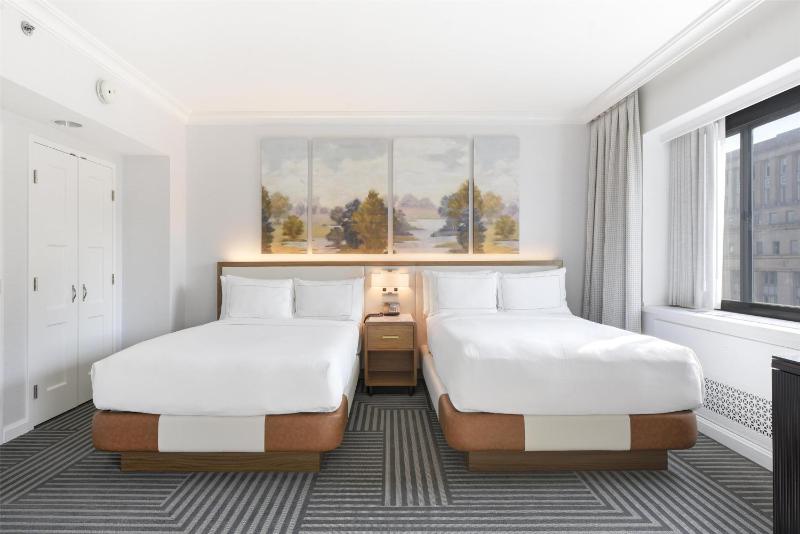 Capital Hilton - image 12