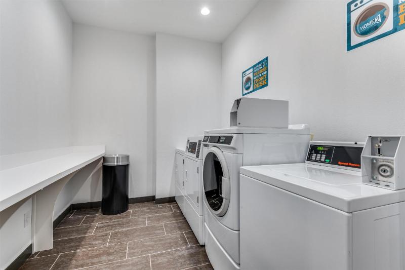 Home2 Suites Dallas Medical - image 9