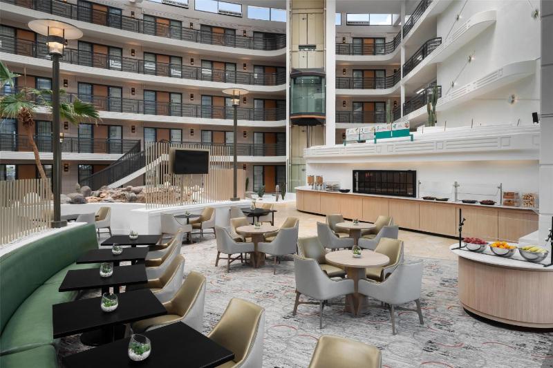 Embassy Suites By Hilton Hotel Phoenix-Biltmore - image 46