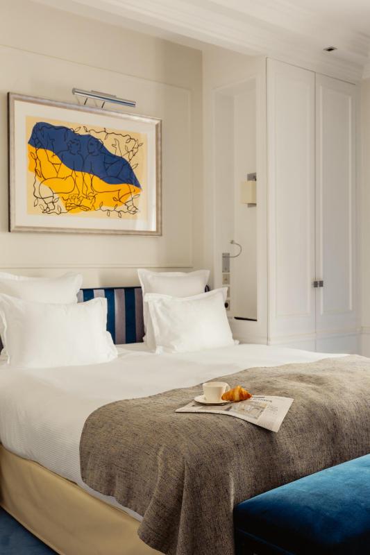 Superior Room image 2