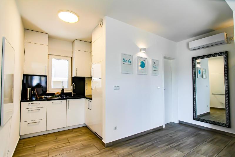 Baka Mara 3 - Modern Apartment with Luxury Equipment - image 16