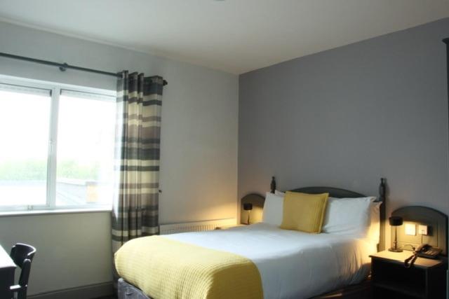 Double Room with Shower image 3
