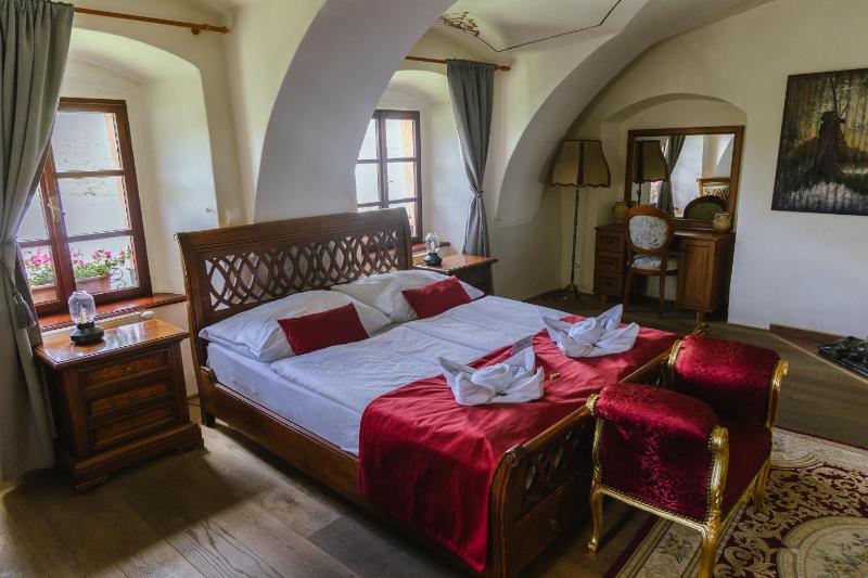 Presidential Suite image 3