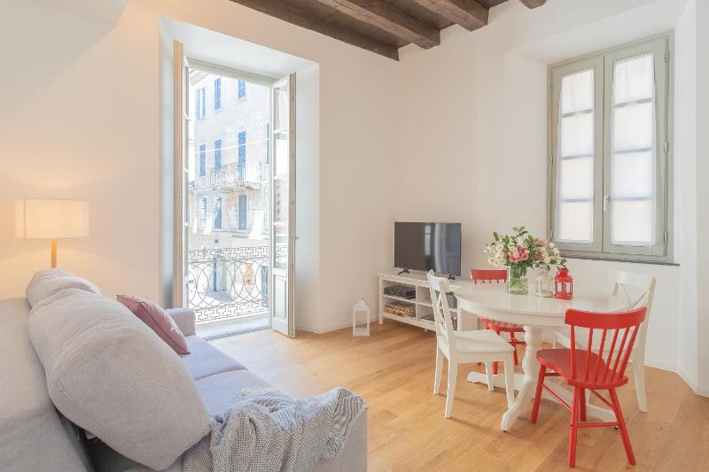 Independence Apartment Balcony by Rent All Como - image 18
