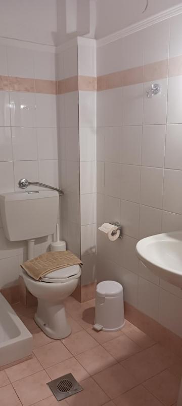 Standard Double Room image 3
