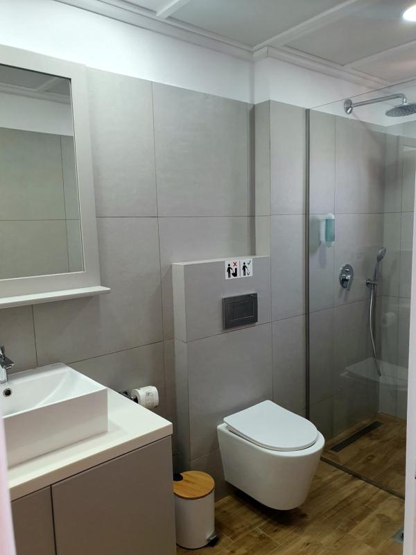 One-Bedroom Apartment with Sea View image 1