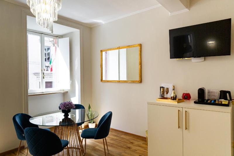 Golden Palace Luxury Guest House - image 10