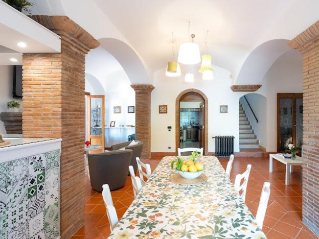 Villa with Sea View image 2