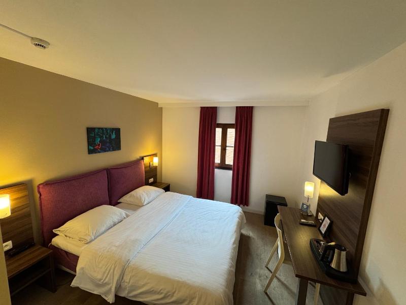 Comfort Double Room image 1
