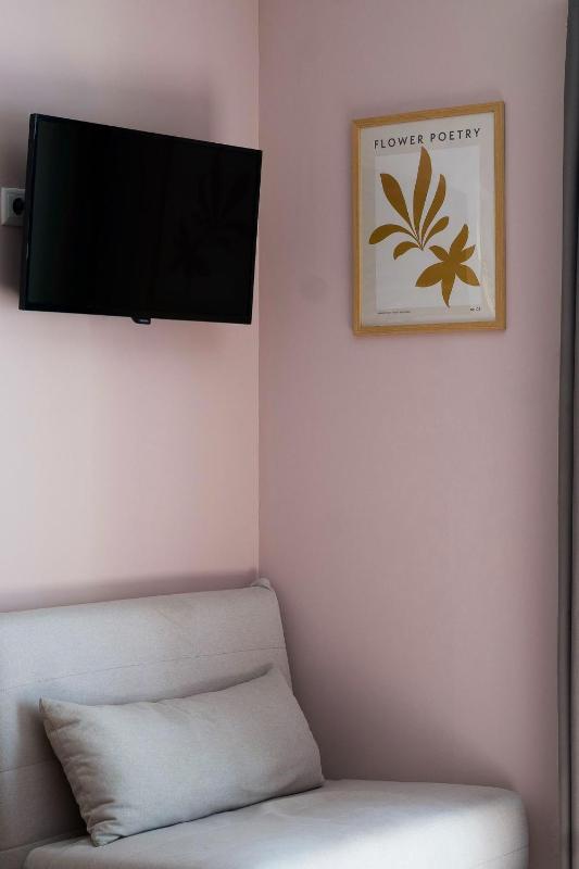 Double Room with Private Bathroom image 3
