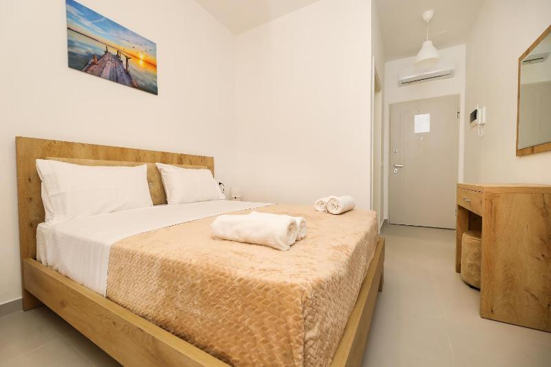 Santorini Residence Drymades Dhermi - image 16