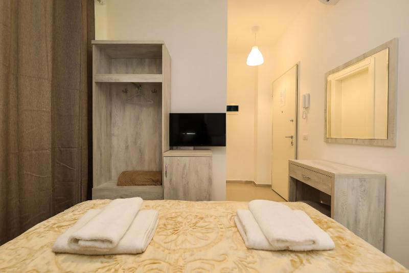 Santorini Residence Drymades Dhermi - image 8