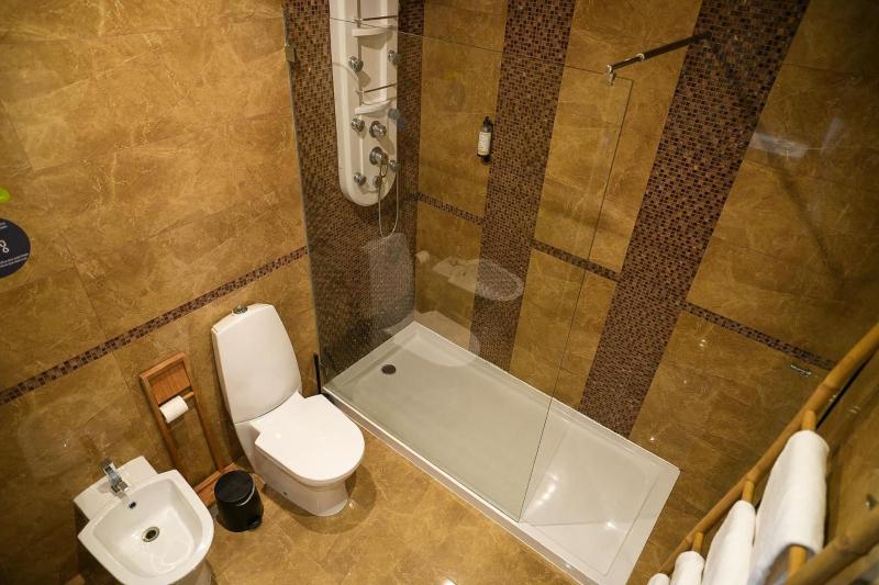 Double Deluxe Suite with Sea View image 3