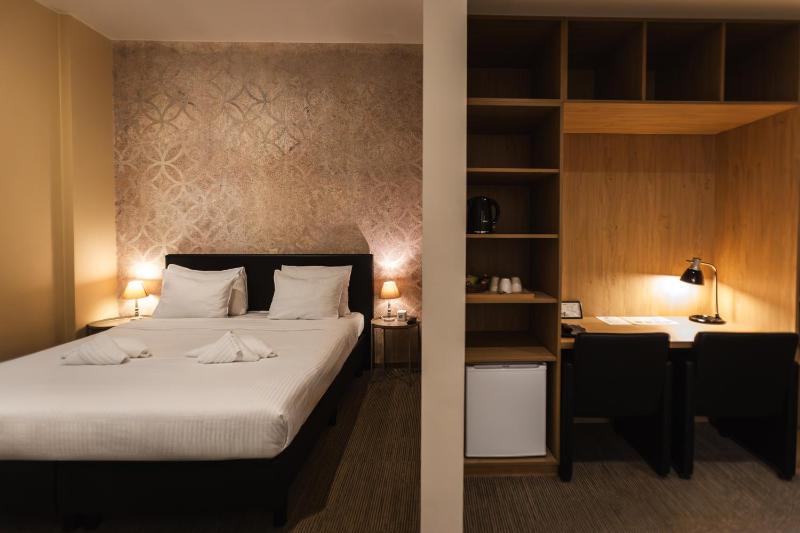 Standard Triple Room image 3