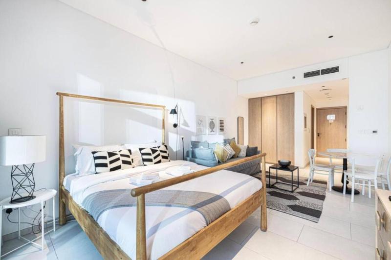 Elegant Cozy Studio Canal View - image 8