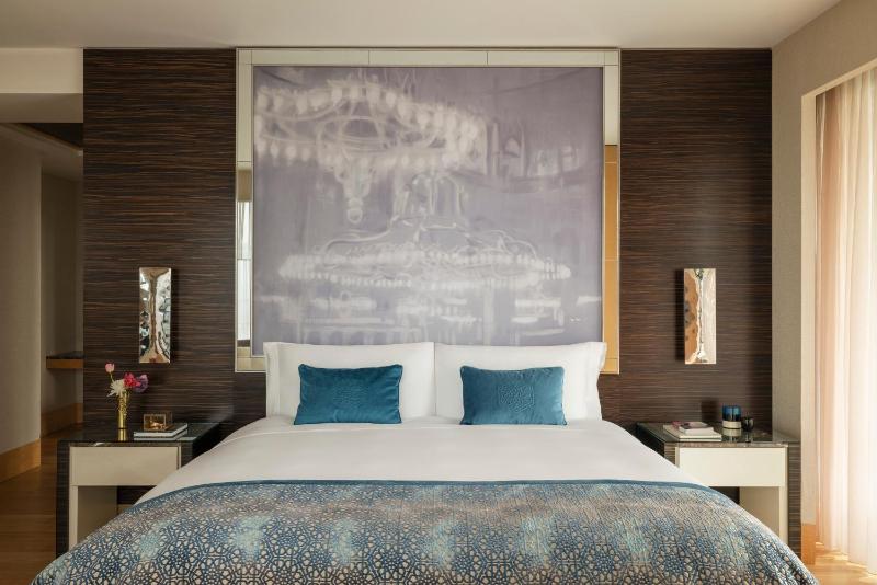 Two-Bedroom King Suite with City View image 3