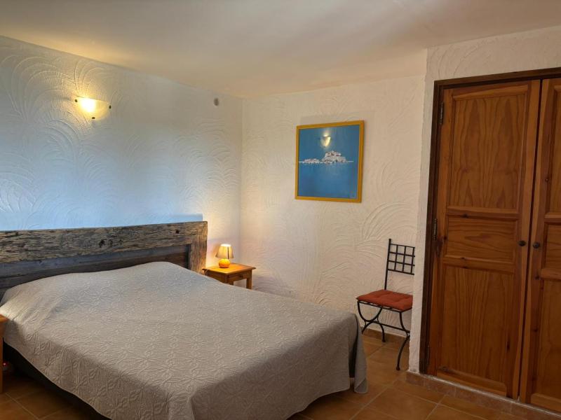 Three-Bedroom Apartment image 3