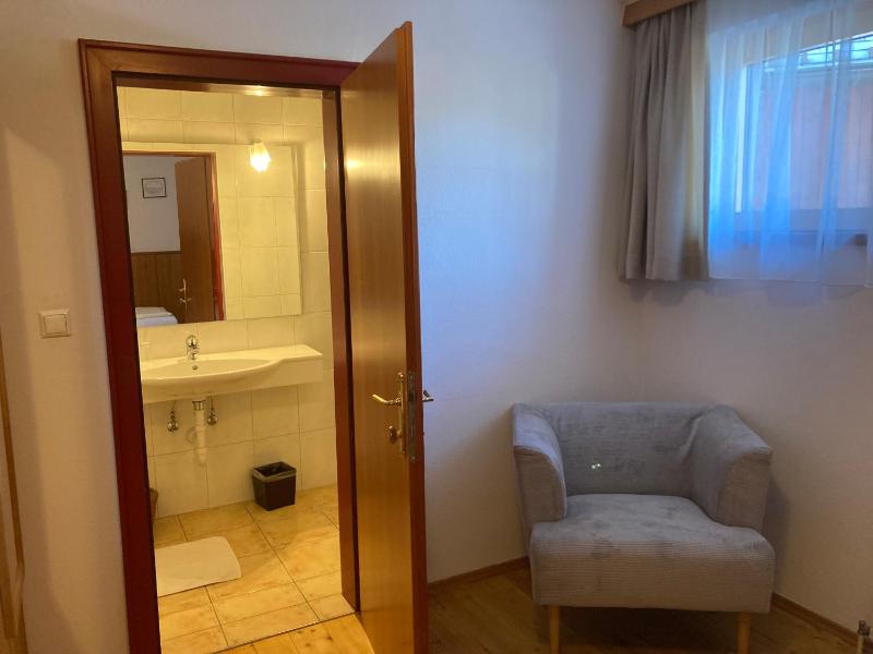 Standard Single Room image 1