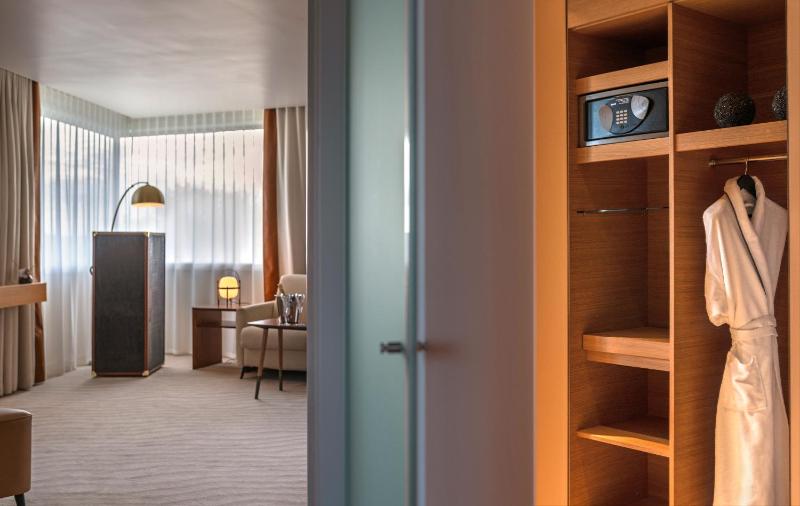 Prestige Suite image 2