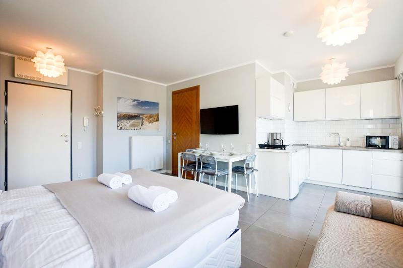 Horyzont by Baltic Home - image 17
