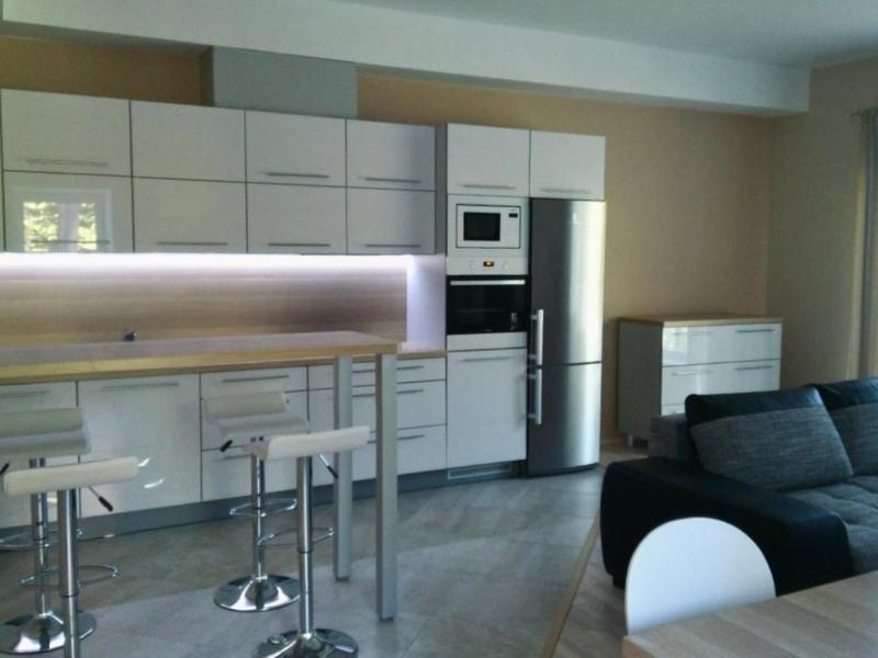 Deluxe Studio Apartment with Balcony image 1