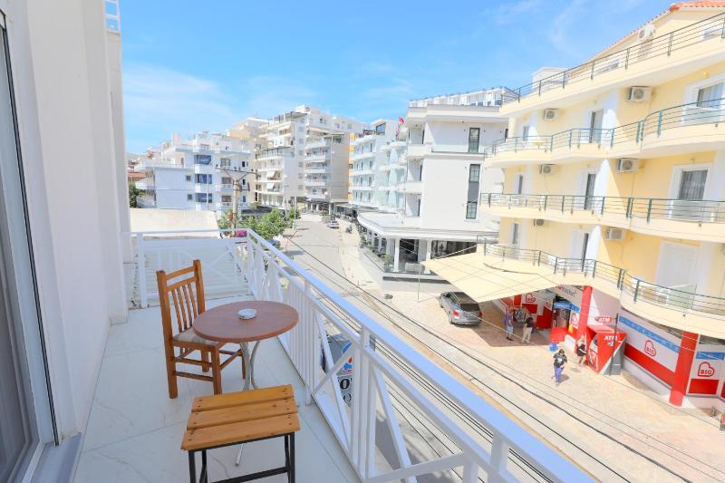 Apartment with Balcony image 3