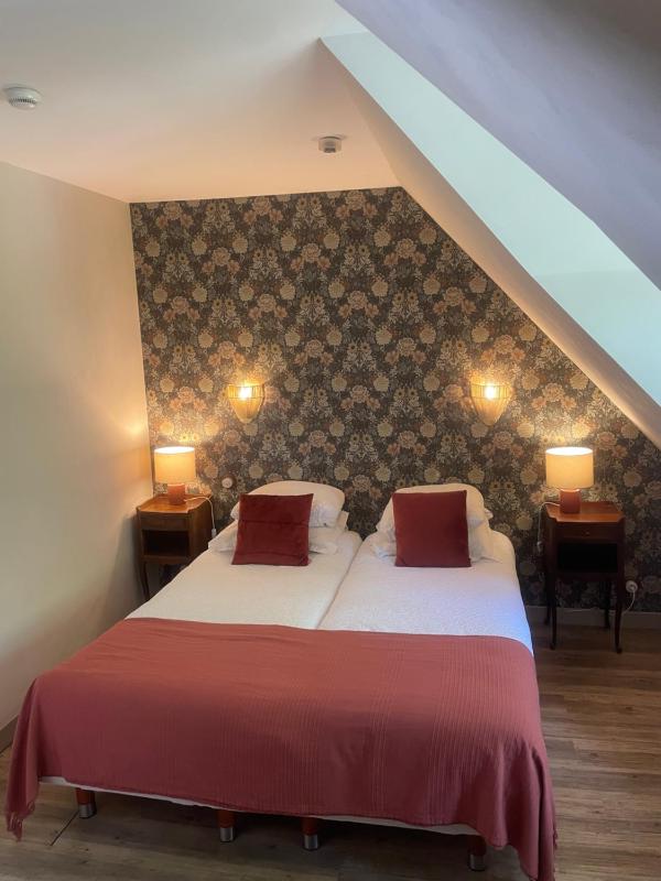 Superior Double Room image 4