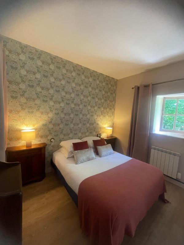 Standard Double or Twin Room image 1