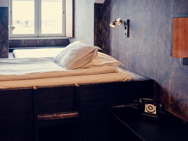 Standard Single Room image 1