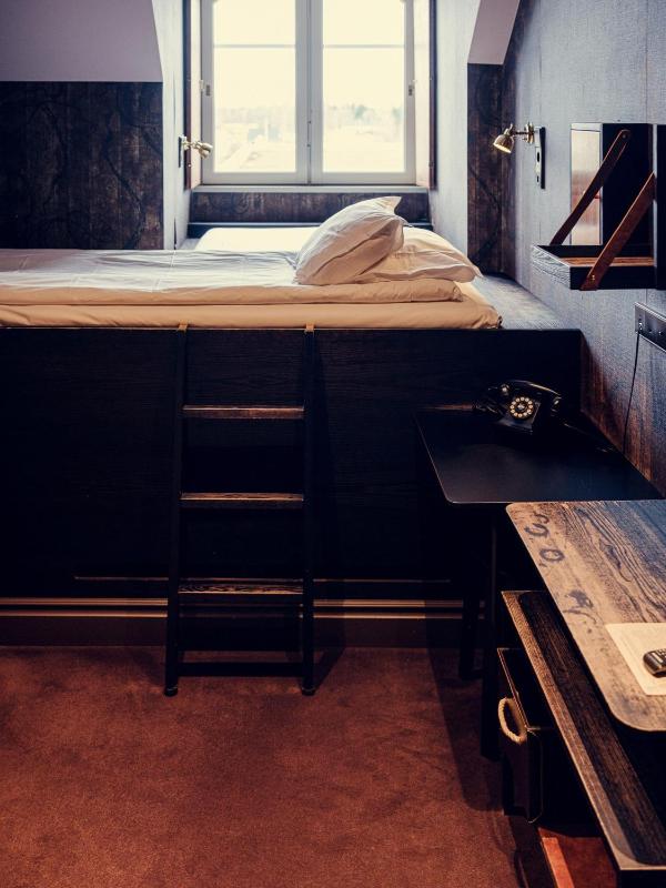 Standard Single Room image 3