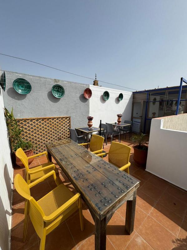 Riad Radia - image 14