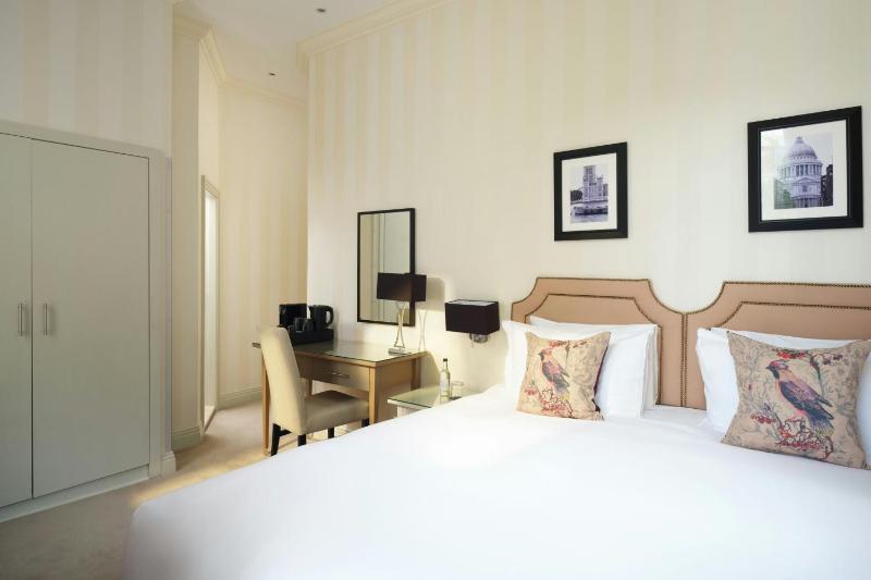 Executive Double, Guest room, 1 King image 3