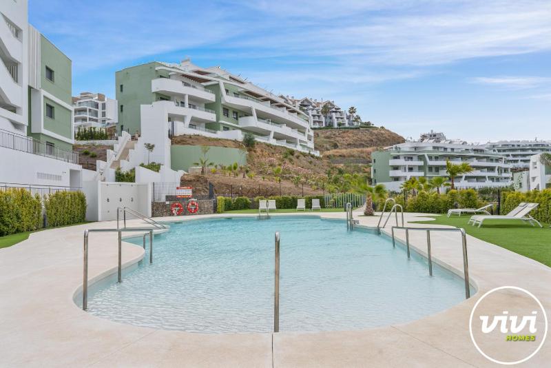 ViVi Homes - Casa la Perla - terrace - gym - pool - image 18