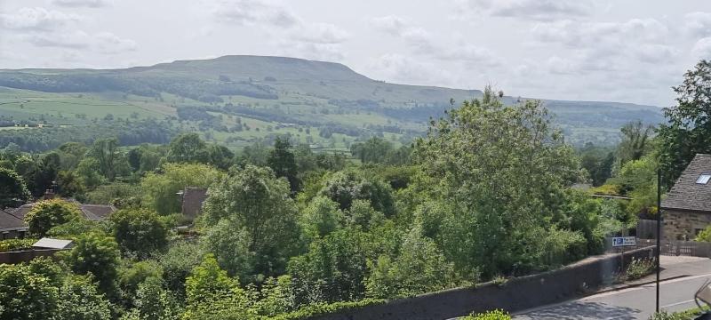 Deluxe Apartment image 2