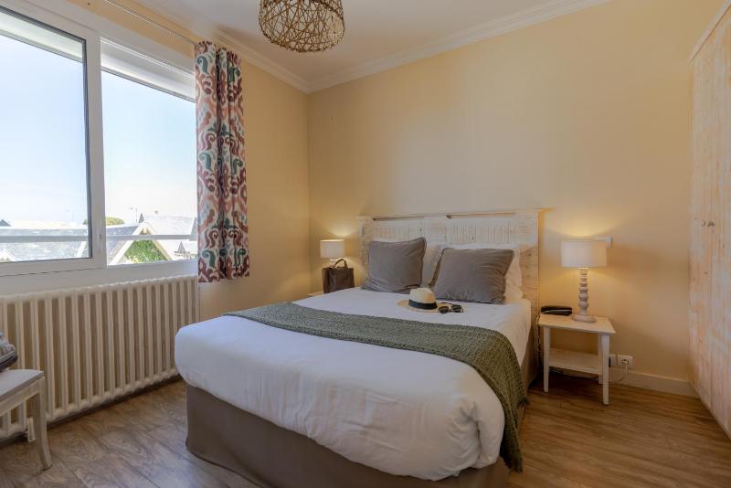 Single Room image 2