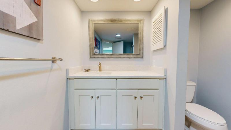 3127 Villamare - image 30