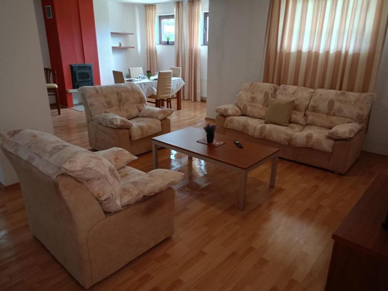 Mountain Paradise 1 - 2 Bedroom - Large apartment - image 18