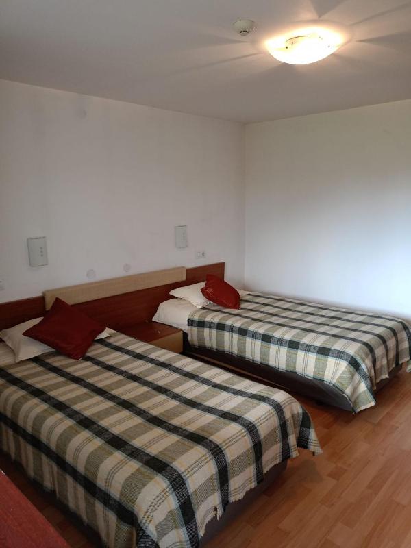 Mountain Paradise 1 - 2 Bedroom - Large apartment - image 22