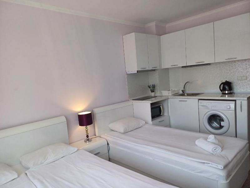 Admiral Plaza Premium Apartments - image 35