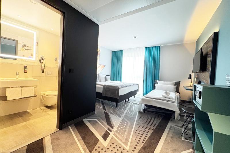 Holiday Inn - the niu Flash Berlin Charlottenburg By IHG - image 2