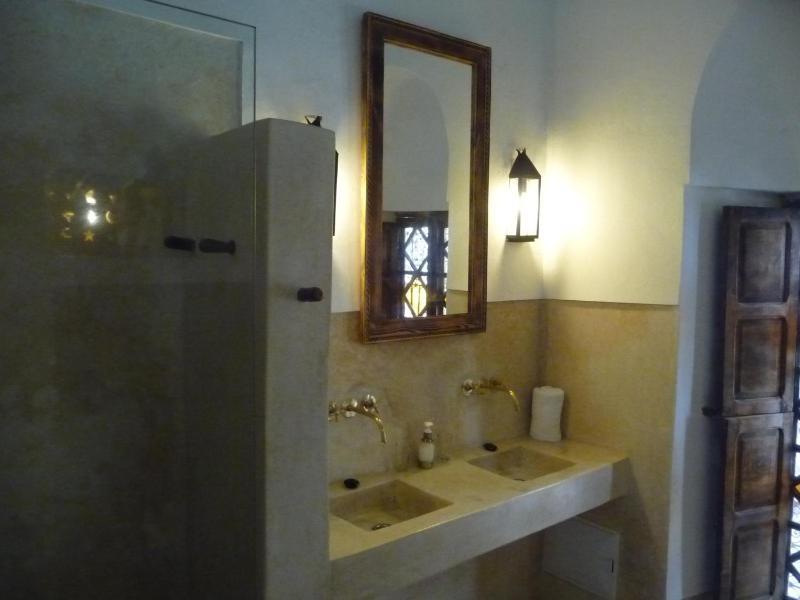 Riad Matham - image 3