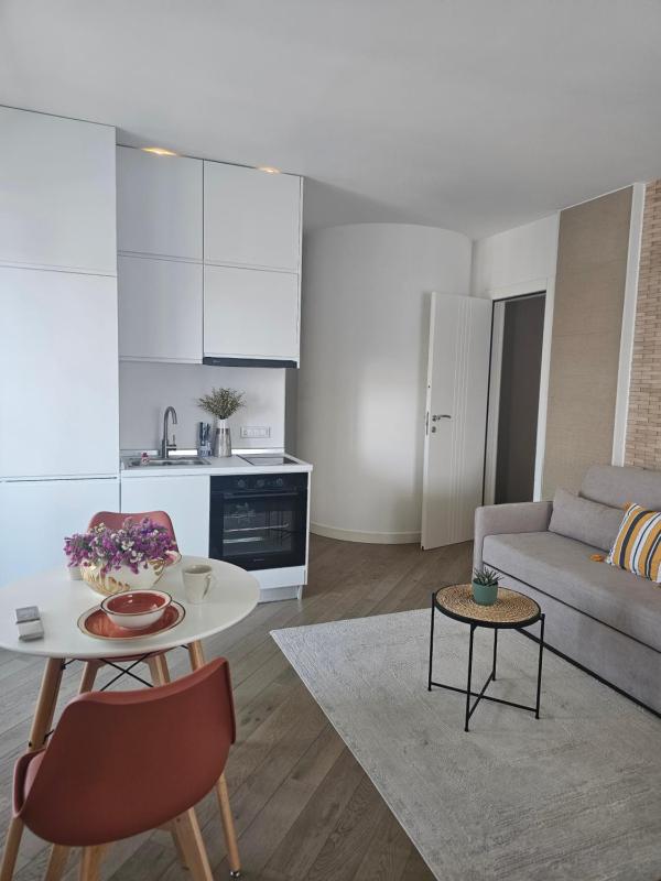 Main apartment Bllok 2 - image 2