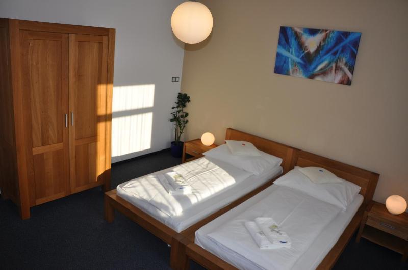 Standard Double or Twin Room image 4